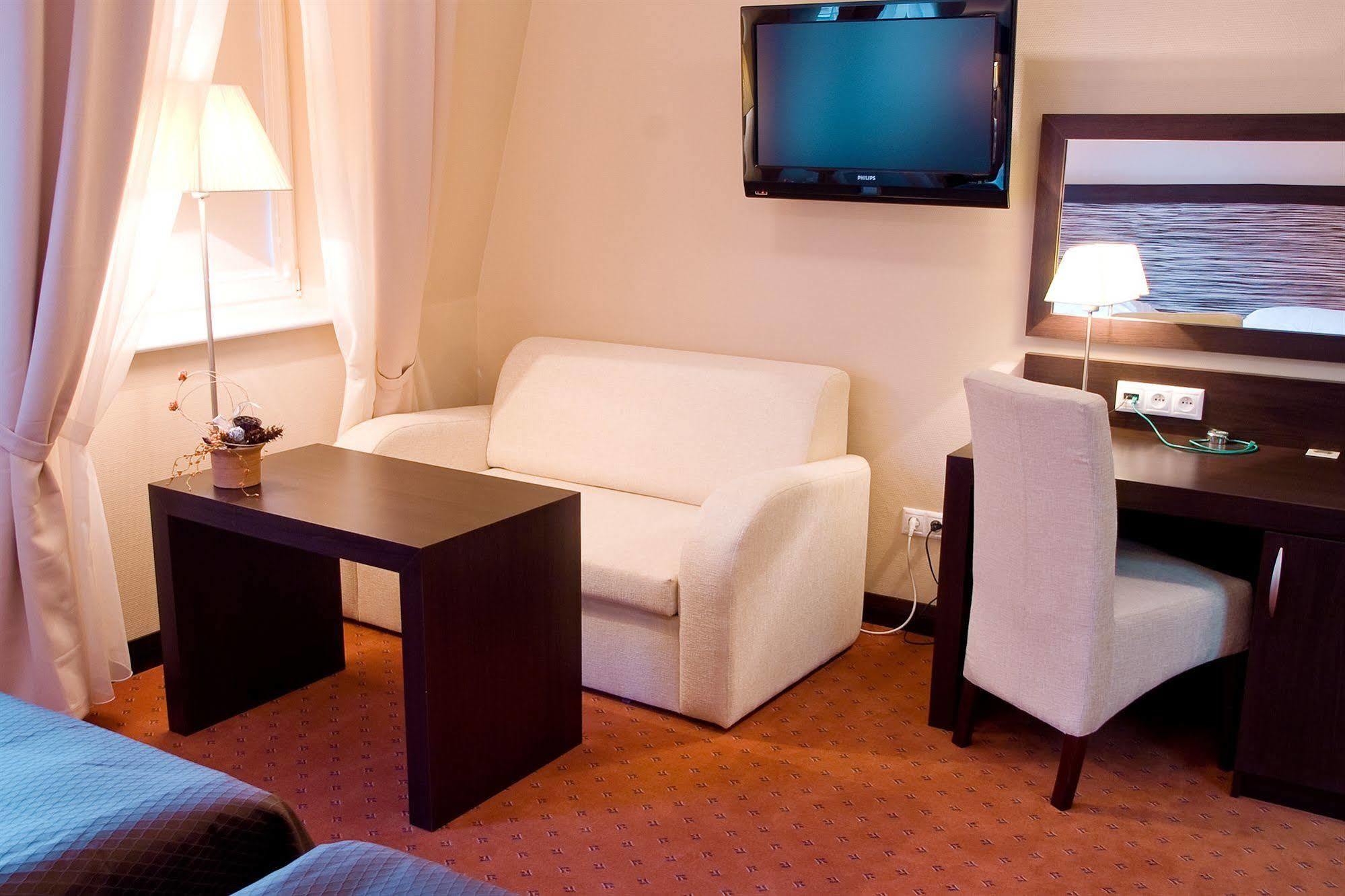 Hotel Habenda Budzyn (Greater Poland)