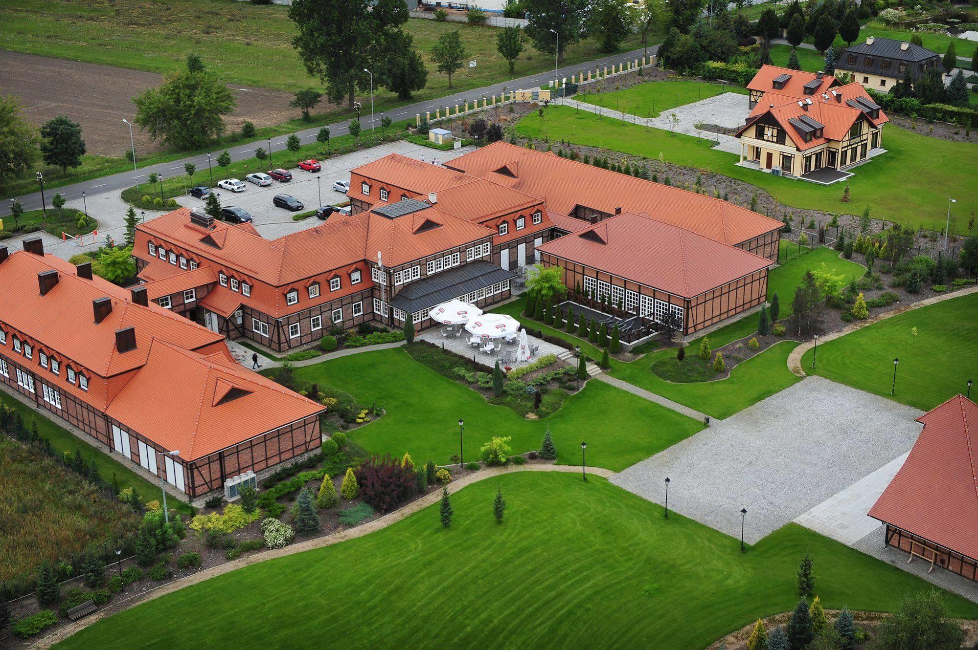 Habenda 4* Budzyn (Greater Poland)